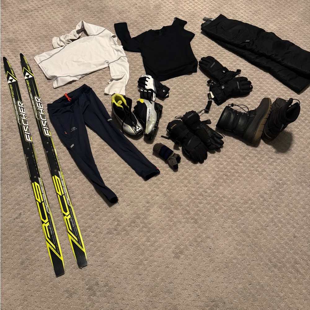 Fischer Ski Set with Clothing and Accessories